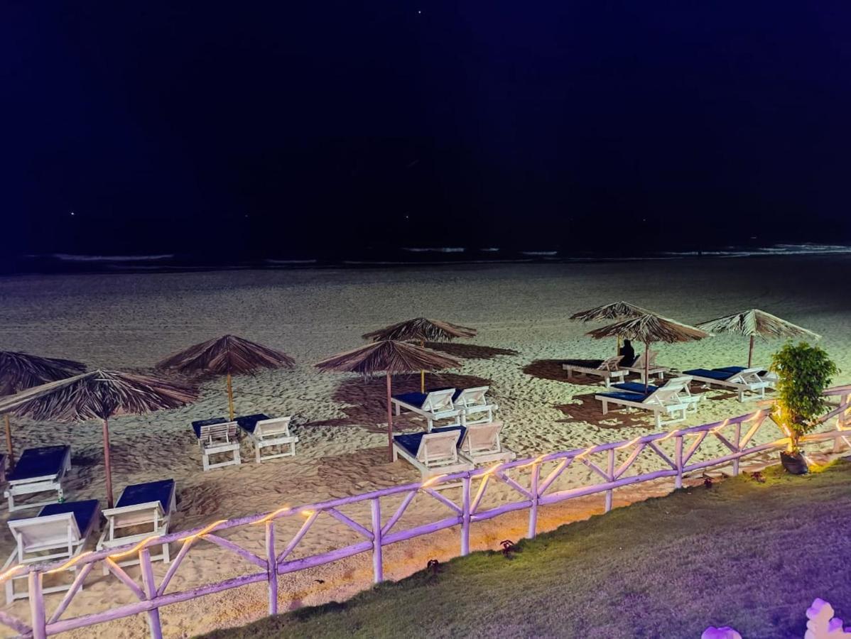 Happy Shack Beach And Wooden Huts Colva Exteriör bild