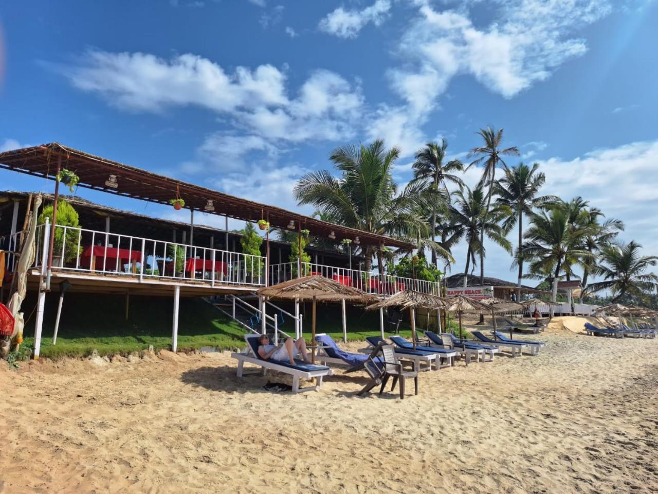 Happy Shack Beach And Wooden Huts Colva Exteriör bild