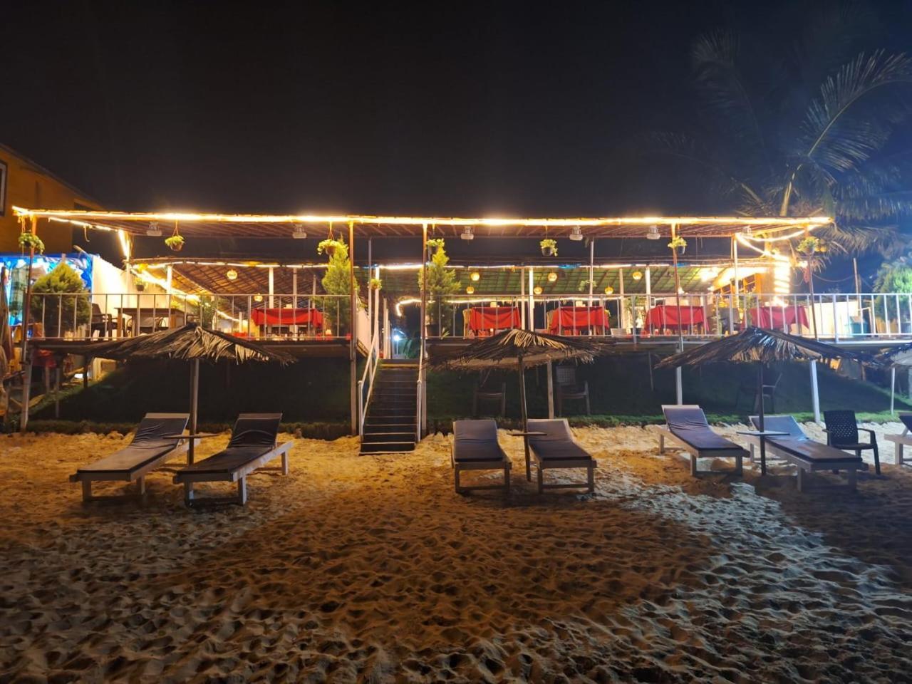 Happy Shack Beach And Wooden Huts Colva Exteriör bild