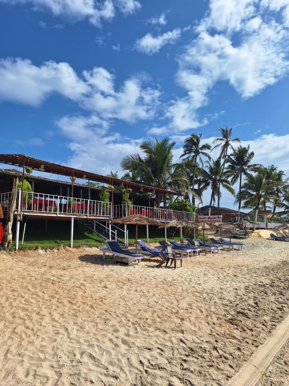 Happy Shack Beach And Wooden Huts Colva Exteriör bild